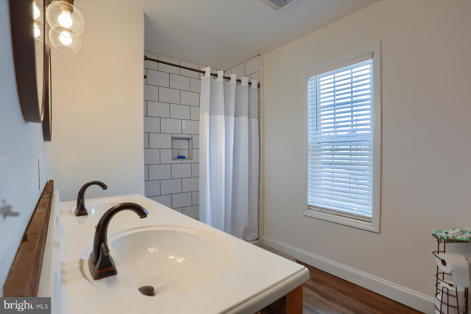 129 Mifflin Street Lebanon, PA 17046 - Photo 15 of 25 Double Sink/Tiled Shower