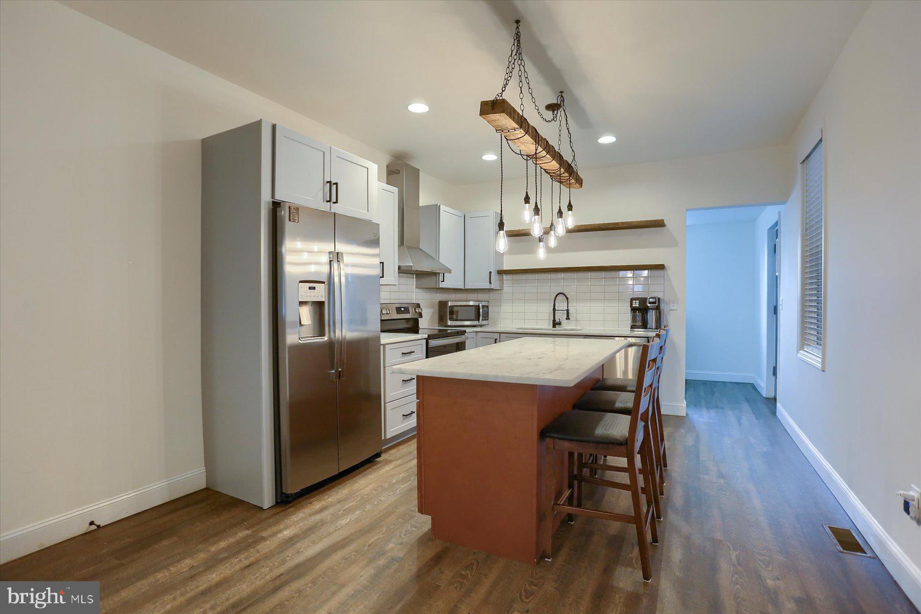 129 Mifflin Street Lebanon, PA 17046 - Photo 5 of 25 Bright Kitchen