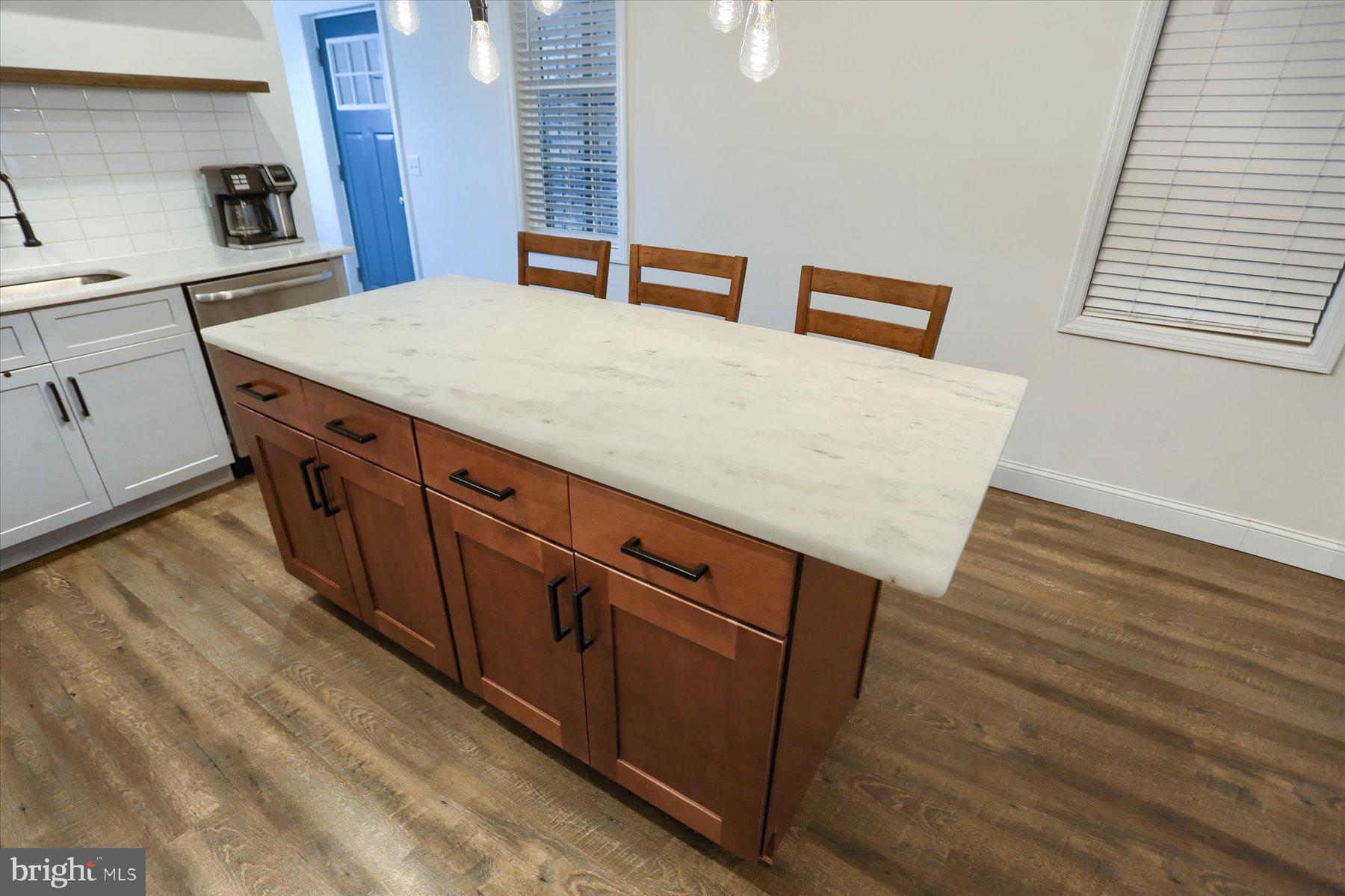 129 Mifflin Street Lebanon, PA 17046 - Photo 7 of 25 Granite Countertops