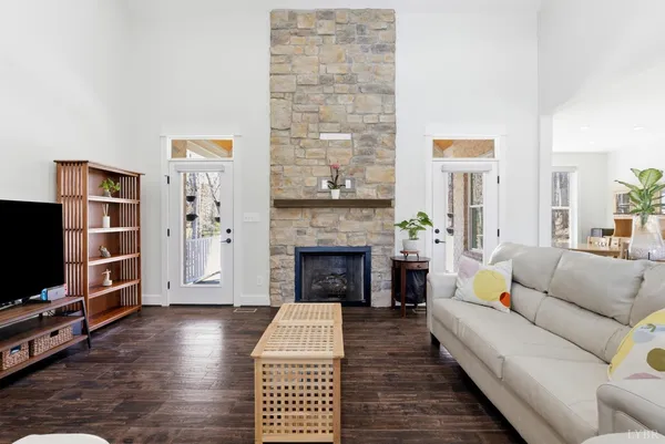 $939,900 | 1204 MacLaren Place, Forest, VA 24551