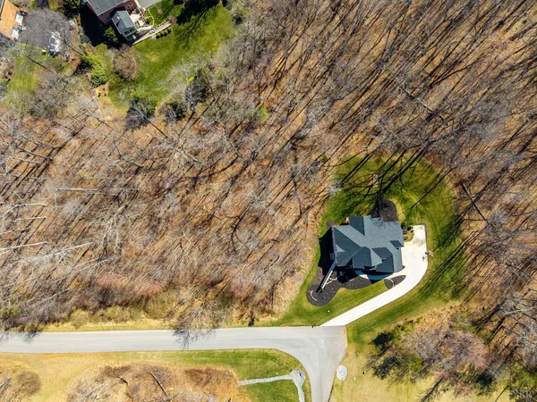 $939,900 | 1204 MacLaren Place, Forest, VA 24551