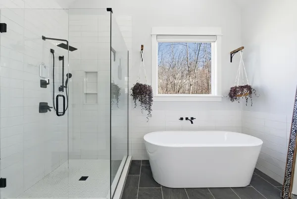 $939,900 | 1204 MacLaren Place, Forest, VA 24551