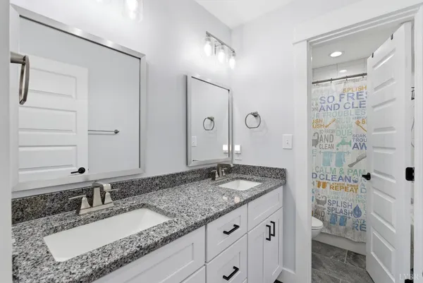 $939,900 | 1204 MacLaren Place, Forest, VA 24551