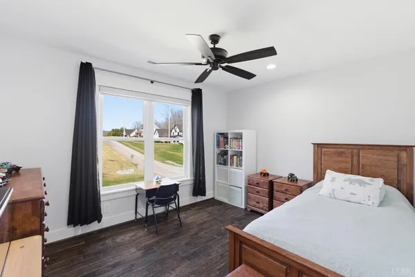 $939,900 | 1204 MacLaren Place, Forest, VA 24551