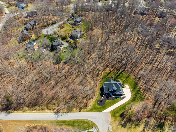 $939,900 | 1204 MacLaren Place, Forest, VA 24551