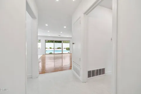 $1,399,000 | 1080 Riviera Drive, Pasadena, CA 91107