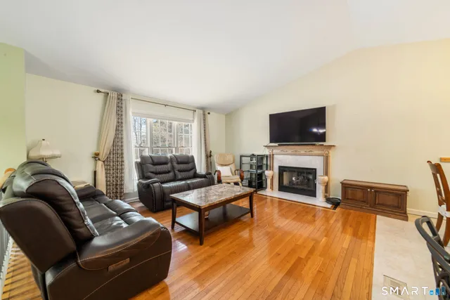 $480,000 | 1020 Shepard Avenue, Hamden, CT 06514