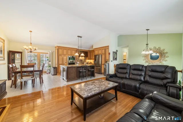 $480,000 | 1020 Shepard Avenue, Hamden, CT 06514