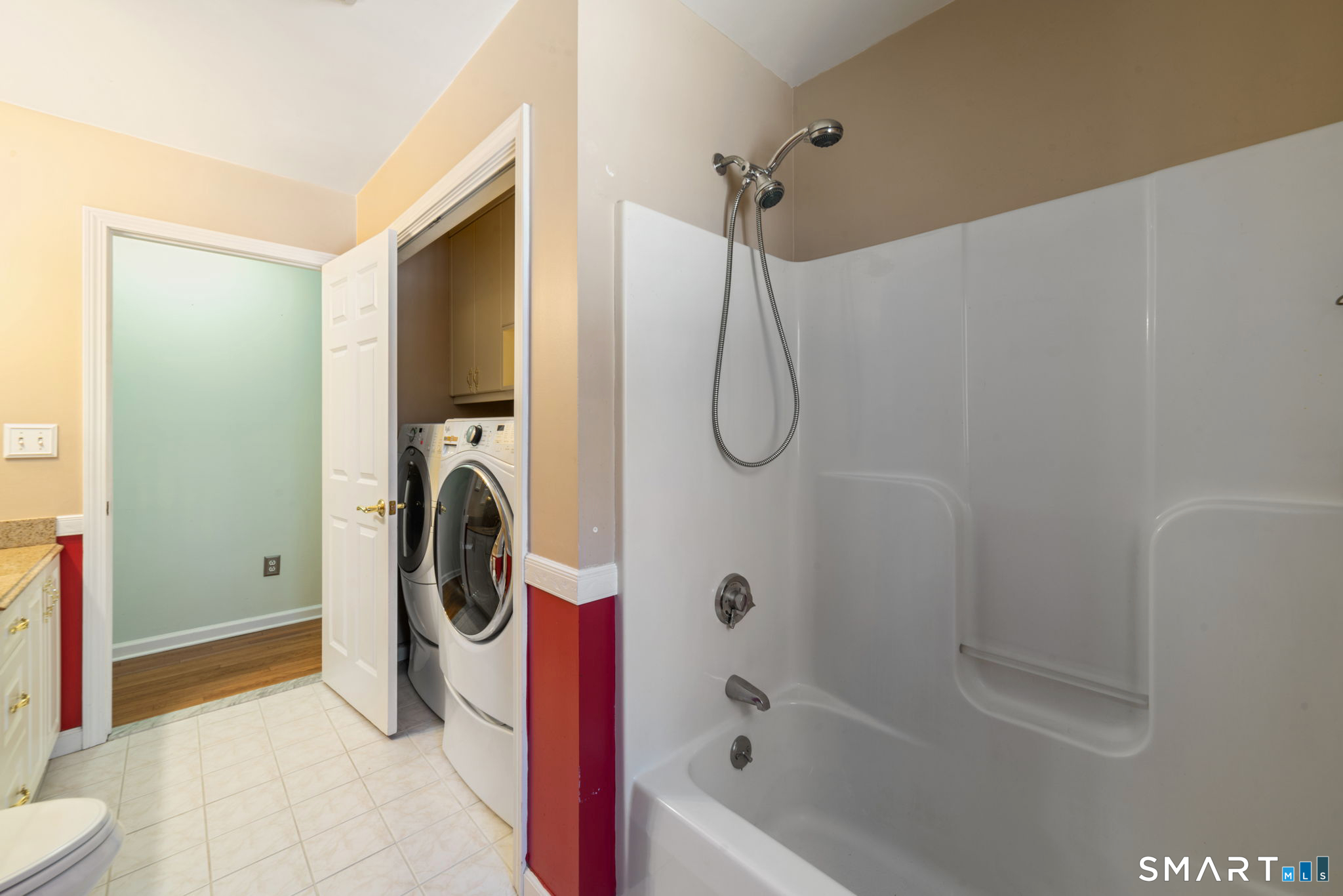 1020 Shepard Avenue Hamden, CT 06514 - Photo 18 of 38