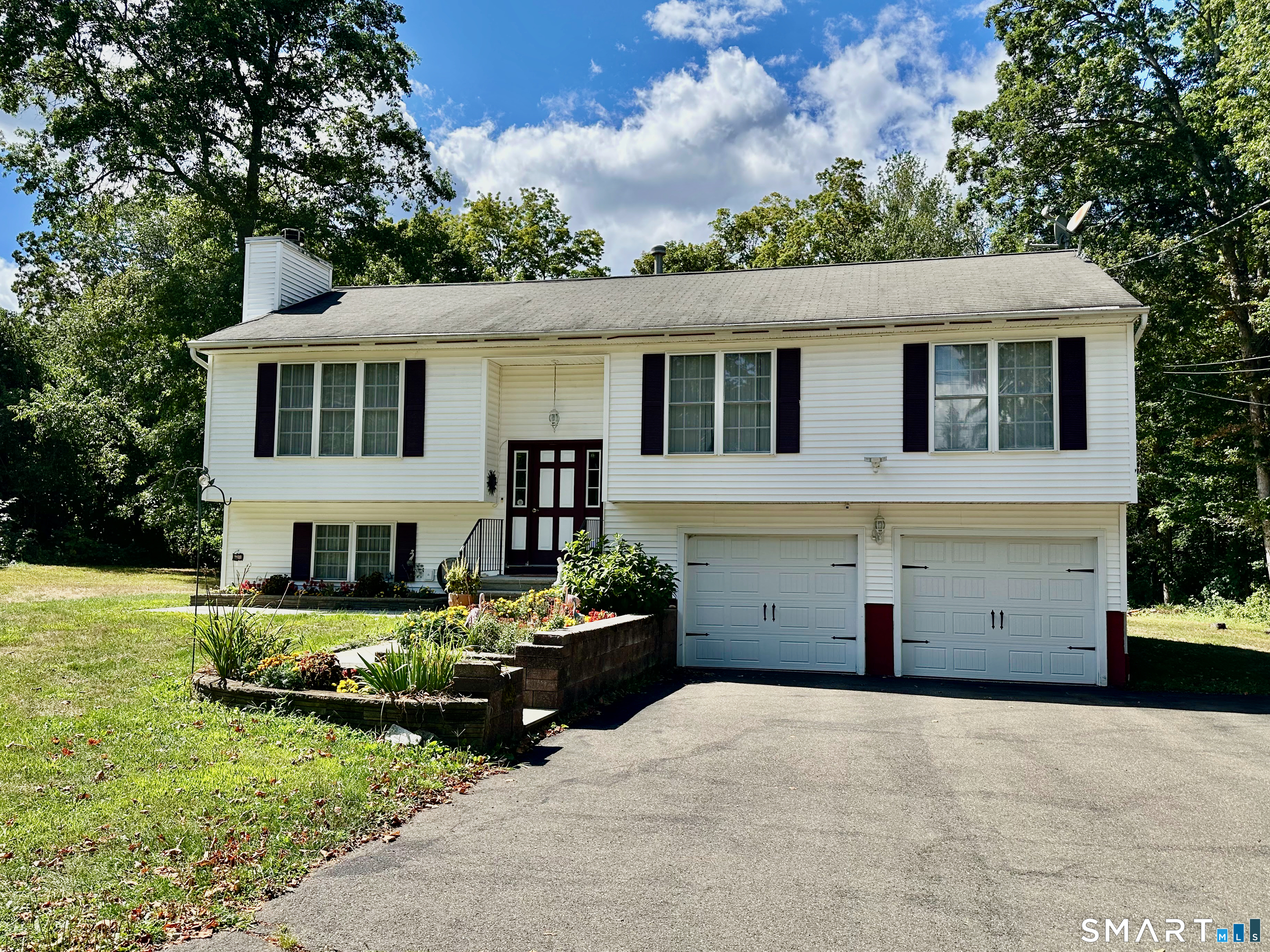 1020 Shepard Avenue Hamden, CT 06514 - Photo 2 of 38