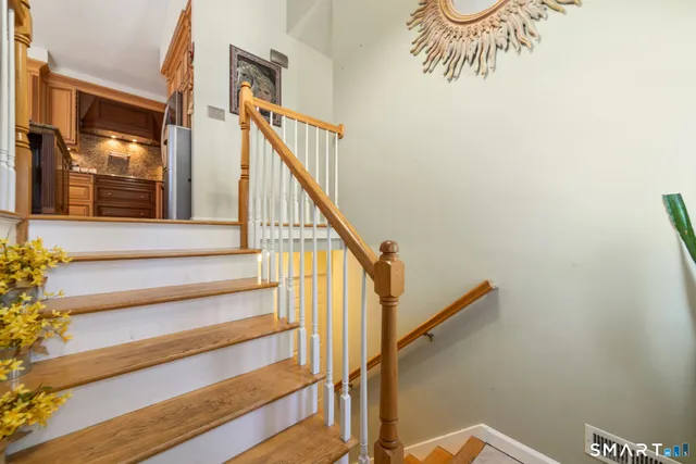 $480,000 | 1020 Shepard Avenue, Hamden, CT 06514