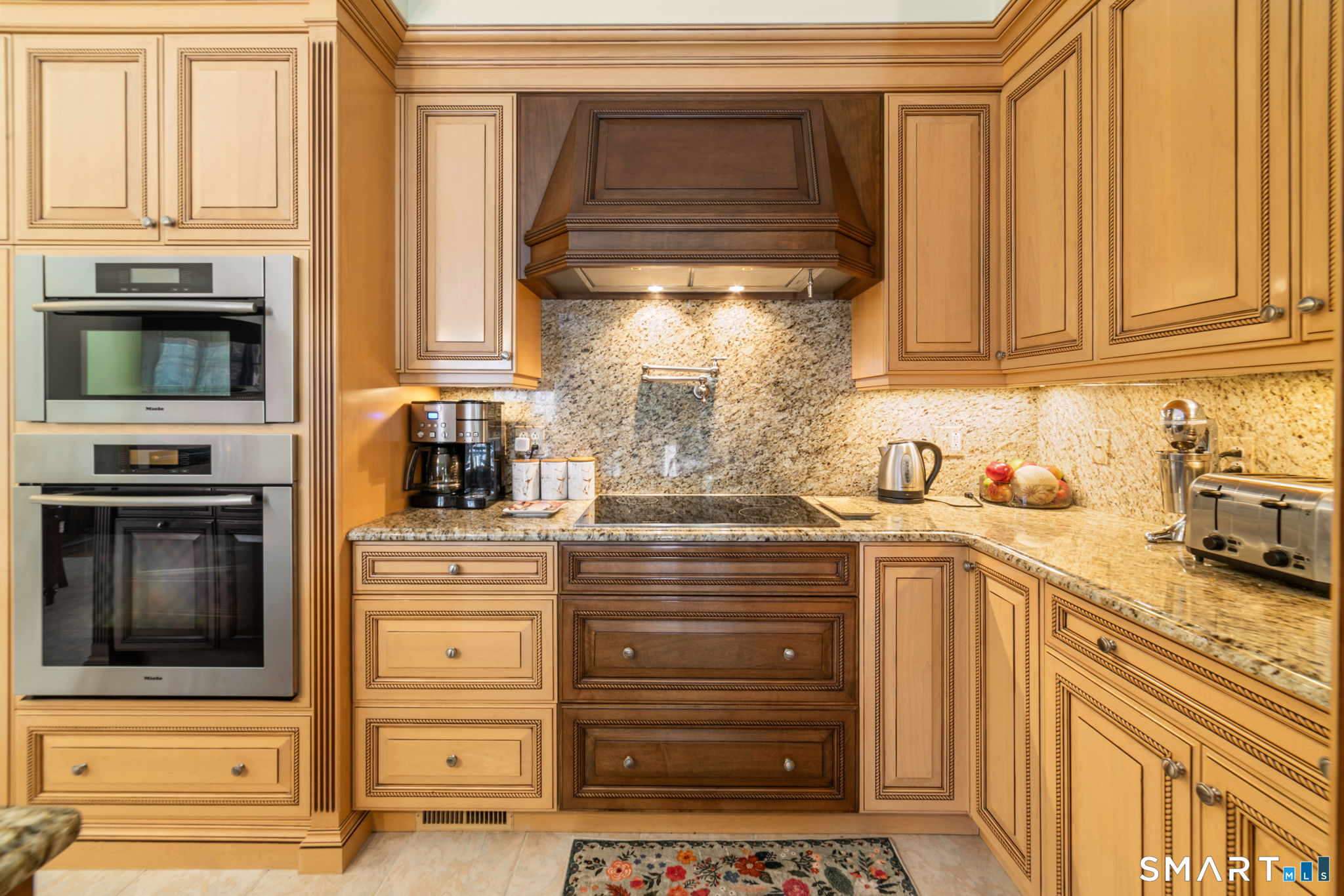 1020 Shepard Avenue Hamden, CT 06514 - Photo 5 of 38