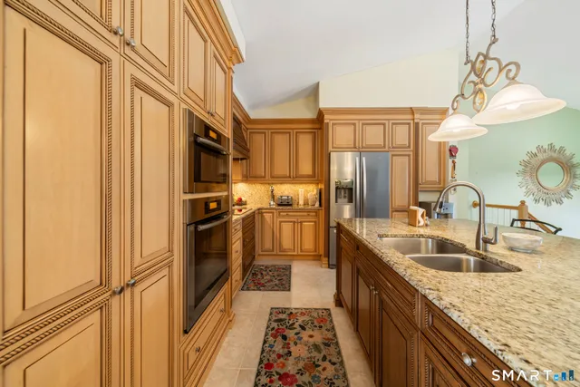 $480,000 | 1020 Shepard Avenue, Hamden, CT 06514