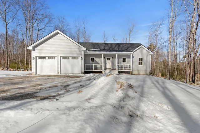 $599,900 | 10 Evelyn's Way, Hollis Center, ME 04042