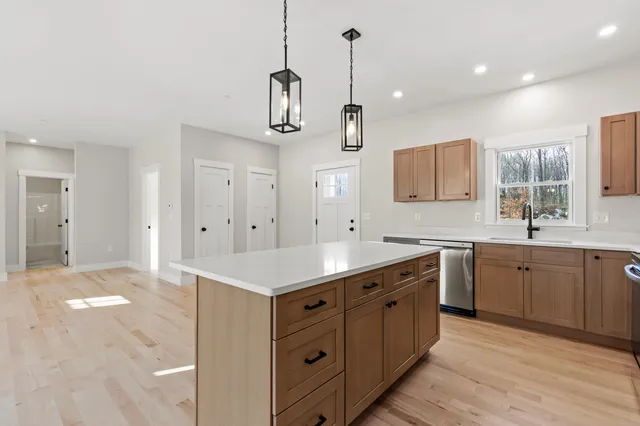 $599,900 | 10 Evelyn's Way, Hollis Center, ME 04042