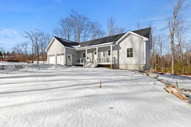 $599,900 | 10 Evelyn's Way, Hollis Center, ME 04042