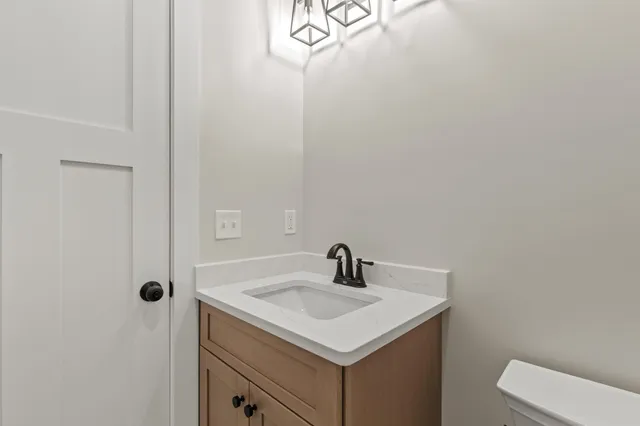 $599,900 | 10 Evelyn's Way, Hollis Center, ME 04042