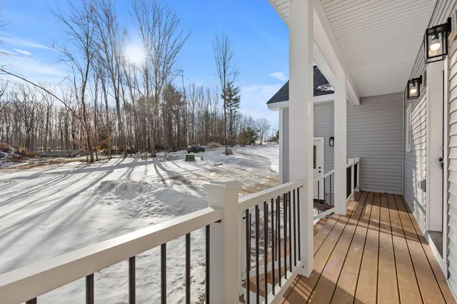 $599,900 | 10 Evelyn's Way, Hollis Center, ME 04042