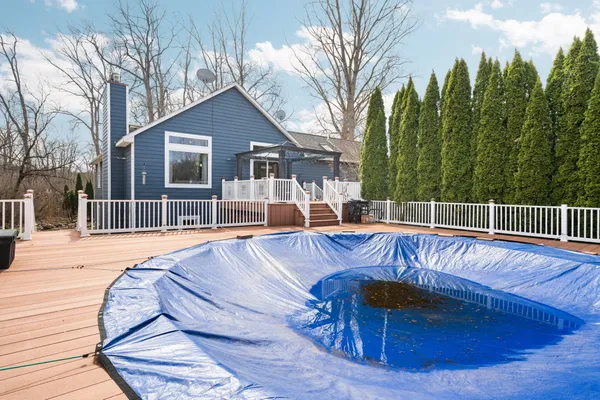 $550,000 | 10115 Finch Court, Milan, MI 48160