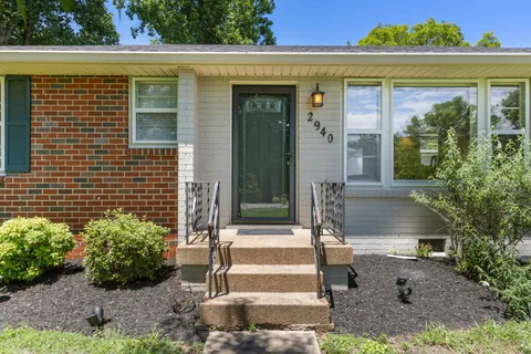 $525,000 | 2940 Fernbrook Lane, Nashville, TN 37214