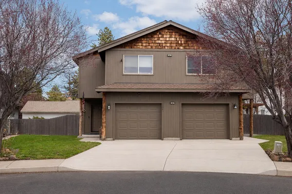 $669,000 | 20085 Sally Court, Bend, OR 97702