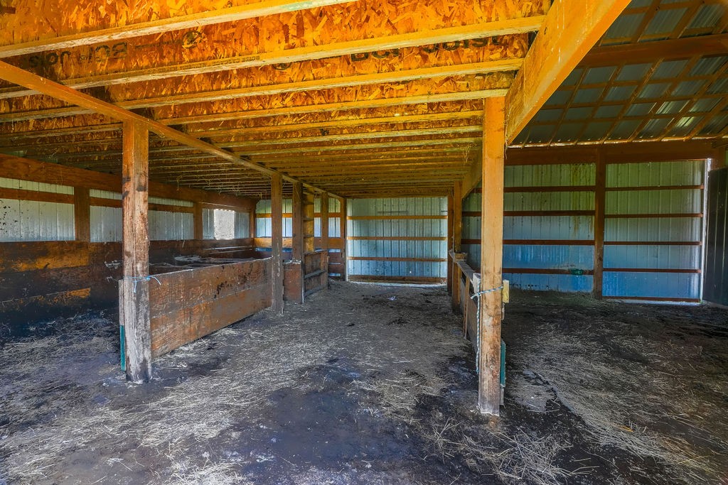 752 Stuart Chapel Road Lewisburg, KY 42256 - Photo 13 of 33 a view of a room with wooden walls