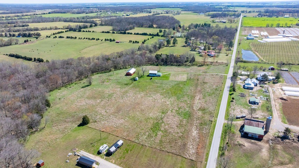 752 Stuart Chapel Road Lewisburg, KY 42256 - Photo 23 of 33 an aerial view of a house with outdoor space