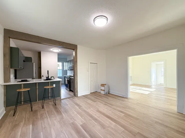 $245,000 | 909 Grayson Avenue, Waynesboro, VA 22980