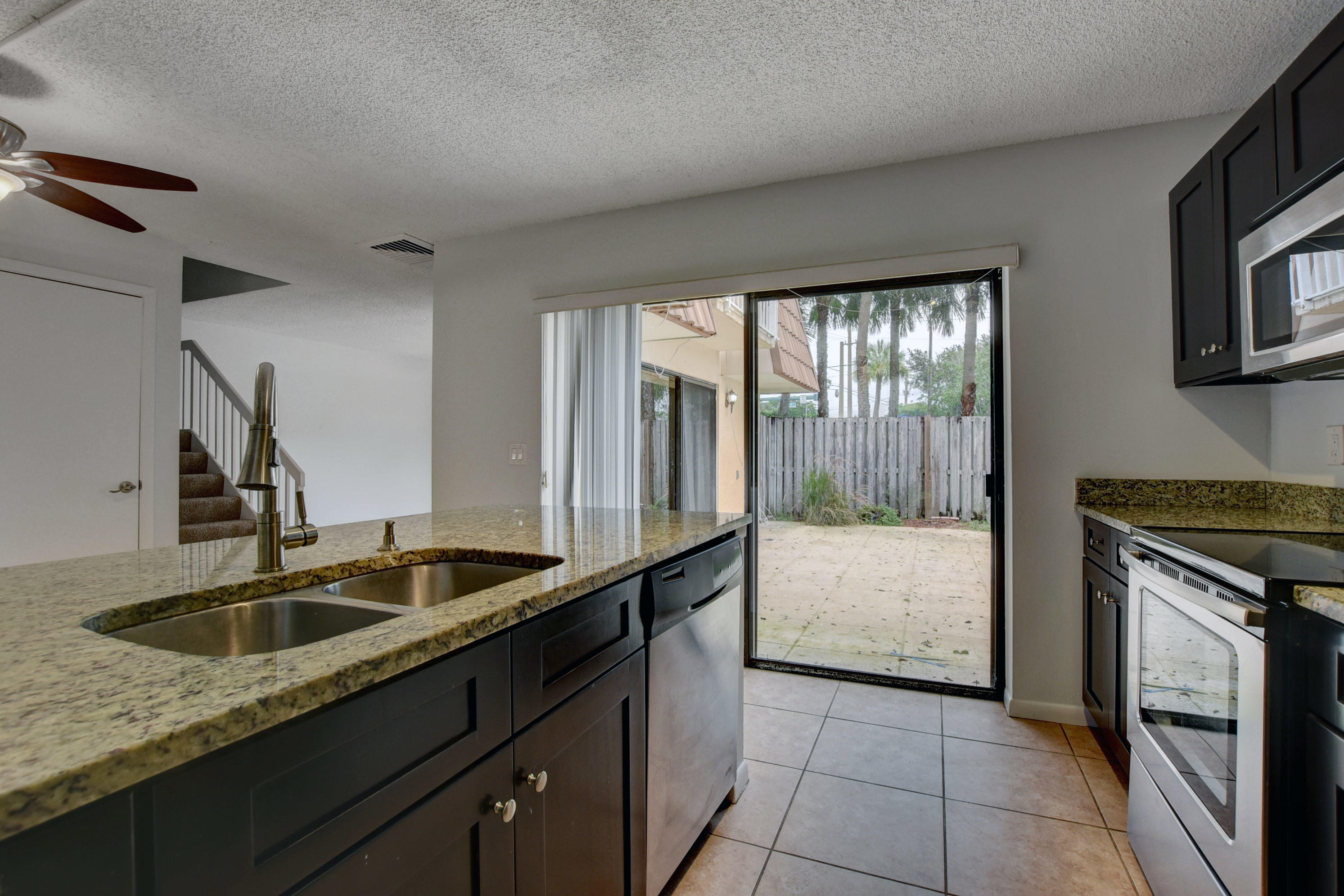 858 Blue Ridge Circle West Palm Beach, FL 33409 - Photo 2 of 26 23_dsc_7008_09_10_11_12