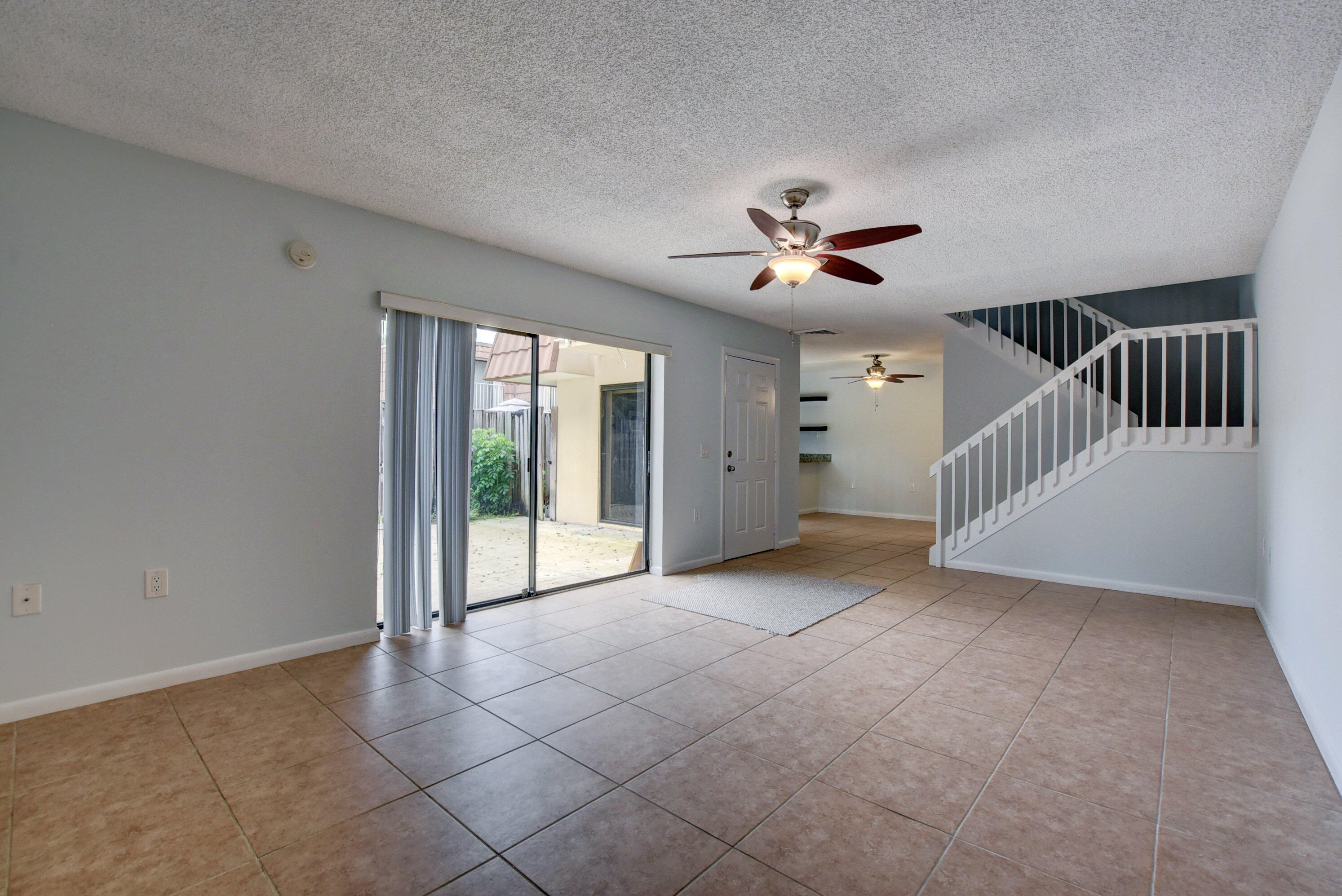 858 Blue Ridge Circle West Palm Beach, FL 33409 - Photo 5 of 26 18_dsc_6973_4_5_6_7