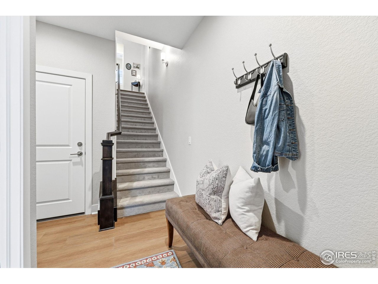 5189 Vivian Street Wheat Ridge, CO 80033 - Photo 5 of 39 Entry