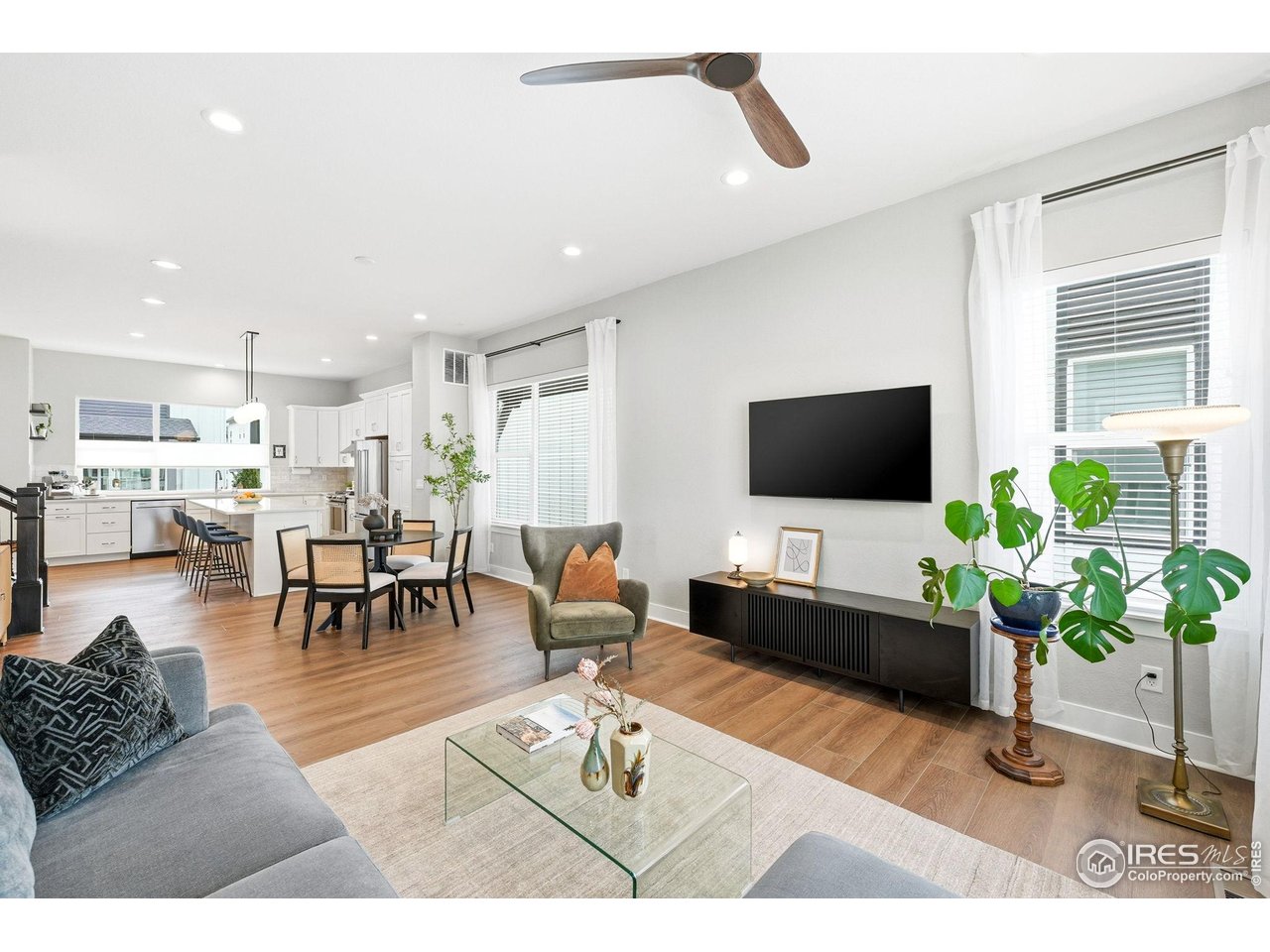 5189 Vivian Street Wheat Ridge, CO 80033 - Photo 10 of 39 Custom lighting and ceiling fans