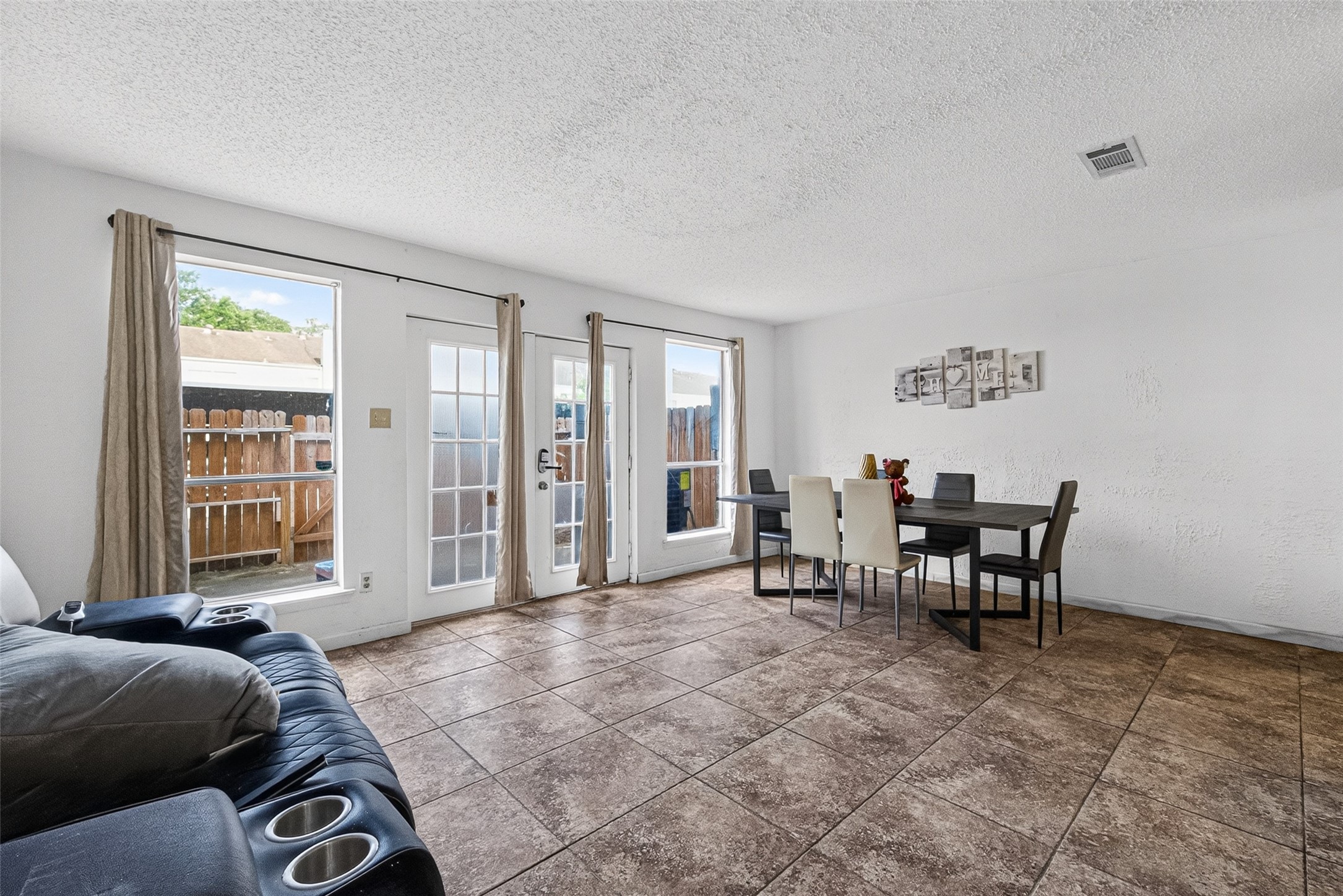 15507 Aldine Westfield Road Houston, TX 77032 - Photo 2 of 41