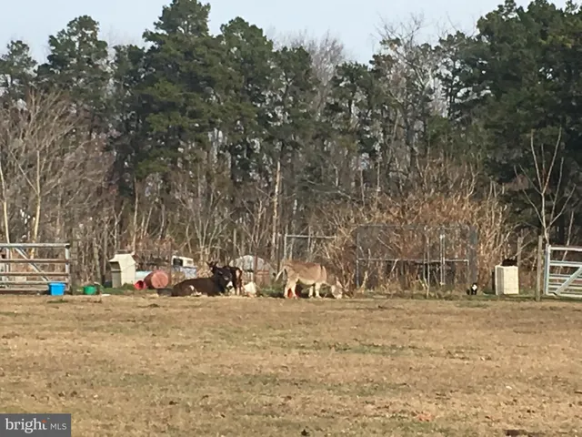 a sign on the side of the road