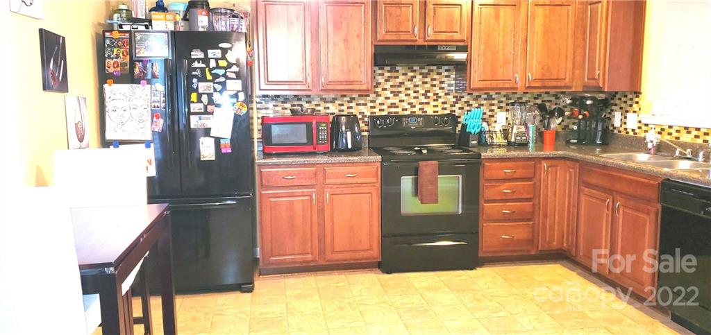 1341 Potter Ridge Road Concord, NC 28025 - Photo 5 of 18 Gallery Image 5