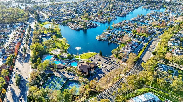 $1,449,800 | 24562 Vía Tonada, Lake Forest, CA 92630