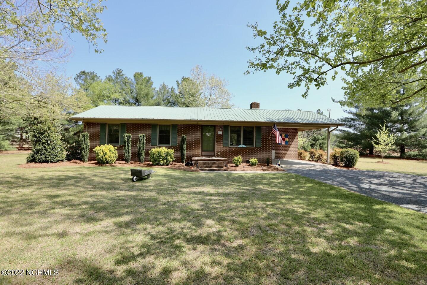 835 Sand Pit Road Aberdeen, NC 28315 - Photo 1 of 46 Front Exterior