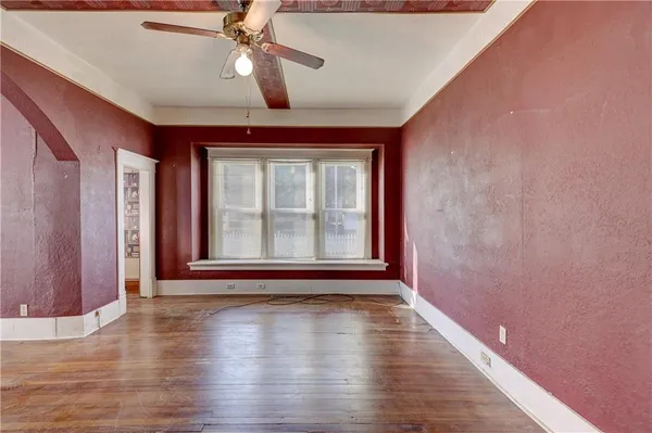 $110,000 | 429 South Minnesota Avenue, Columbus, KS 66725