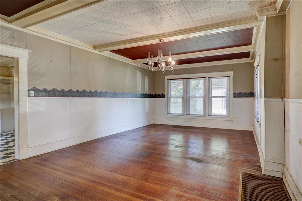 429 South Minnesota Avenue Columbus, KS 66725 - Photo 24 of 55