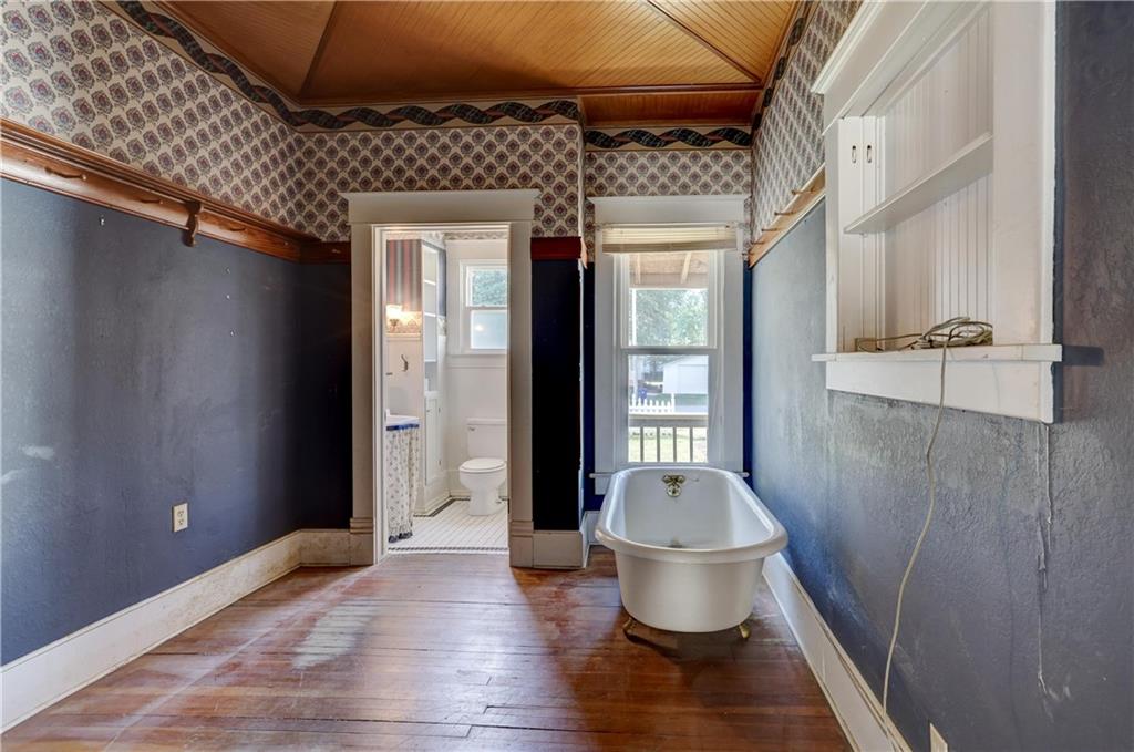 429 South Minnesota Avenue Columbus, KS 66725 - Photo 28 of 55