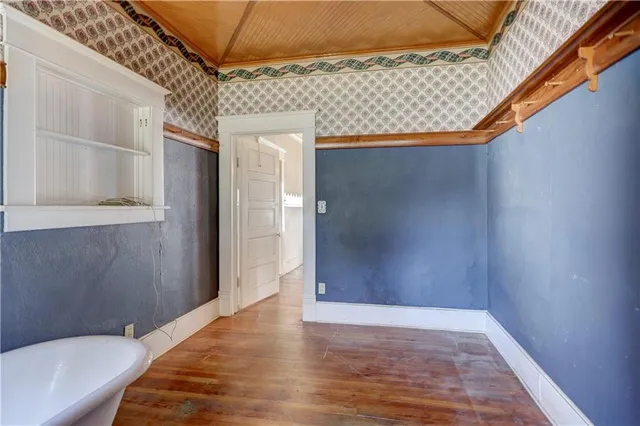 $148,000 | 429 South Minnesota Avenue, Columbus, KS 66725