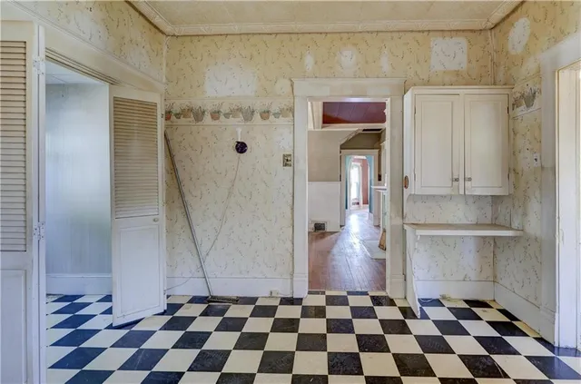 $148,000 | 429 South Minnesota Avenue, Columbus, KS 66725