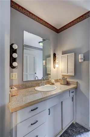 $110,000 | 429 South Minnesota Avenue, Columbus, KS 66725