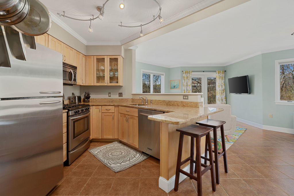 23 Back Cove Estates Road, Unit 23 Portland, ME 04103 - Photo 2 of 29 003_23backcoveestates-3
