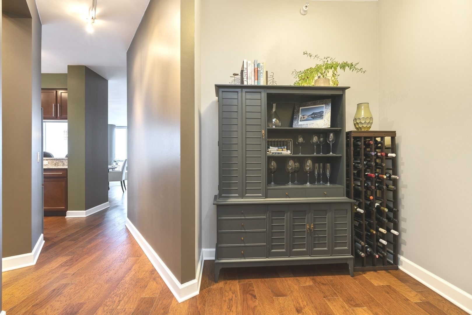 1629 South Prairie Avenue, Unit 2906 Chicago, IL 60616 - Photo 13 of 21 a view of balcony and staircase