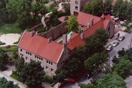 1629 South Prairie Avenue, Unit 2906 Chicago, IL 60616 - Photo 21 of 21 an aerial view of a house with garden space and street view