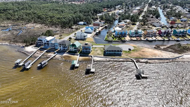 $465,000 | 1758 Stanford Road, Gulf Breeze, FL 32563