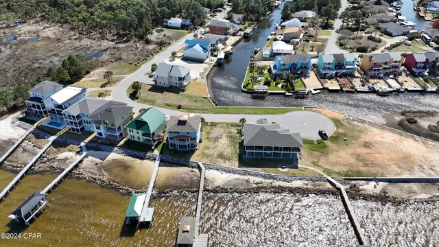 $465,000 | 1758 Stanford Road, Gulf Breeze, FL 32563