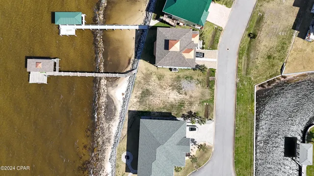 $465,000 | 1758 Stanford Road, Gulf Breeze, FL 32563