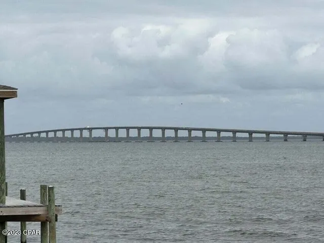 $465,000 | 1758 Stanford Road, Gulf Breeze, FL 32563